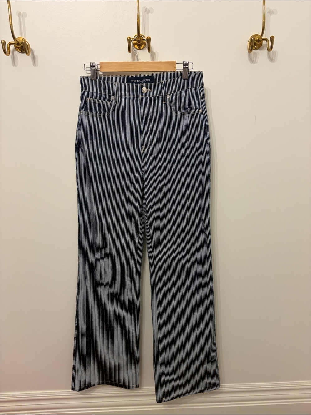 Veronica Beard nwot crosbie wide leg Navy and White Pinstripe Jeans